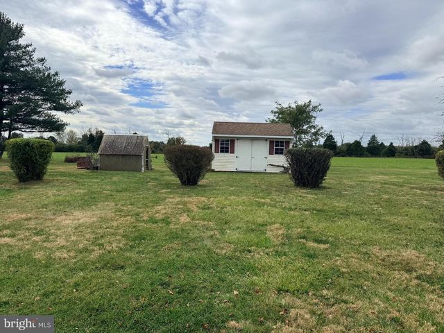 1465 OLD SKIPPACK RD, Harleysville, PA 19438