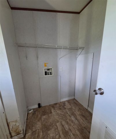 310 Latham Lane, New Fairview, TX 76078