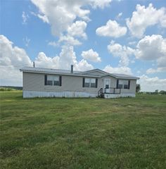 310 Latham Lane, New Fairview, TX 76078