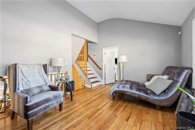 5 Joy Road, Selden, NY 11784