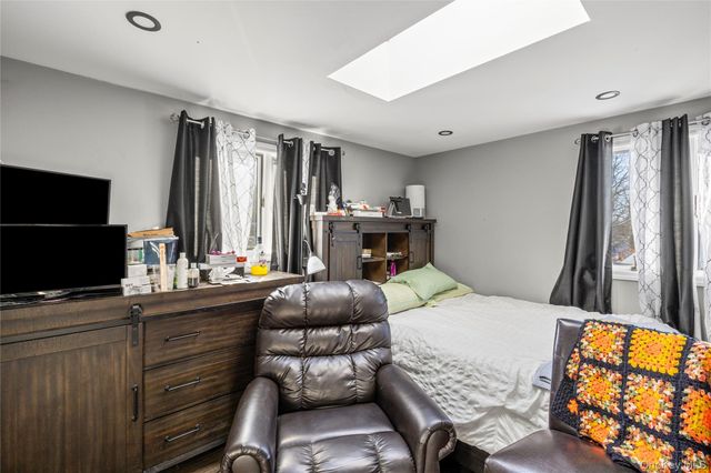 5 Joy Road, Selden, NY 11784