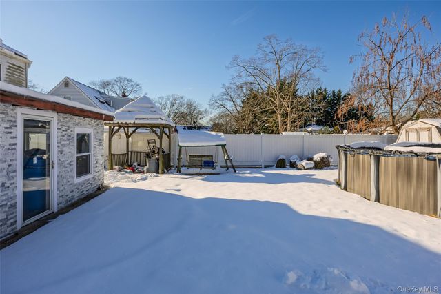 5 Joy Road, Selden, NY 11784