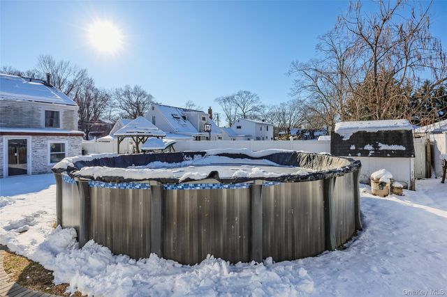 5 Joy Road, Selden, NY 11784