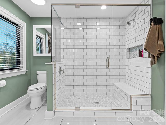 51 Forest Road, Asheville, NC 28803