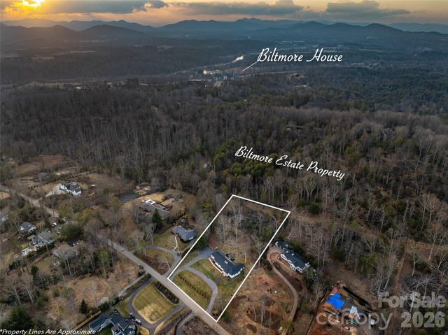 51 Forest Road, Asheville, NC 28803