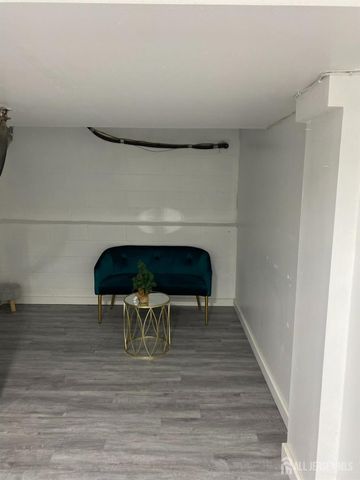 203 Madaline Drive, Avenel, NJ 07001