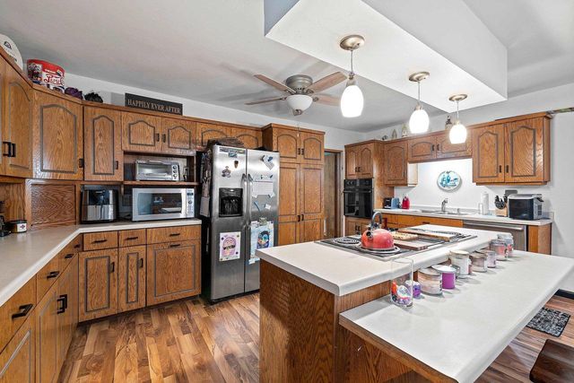 1020 DOUSMAN STREET, Green Bay, WI 54303