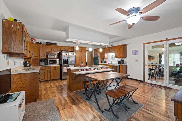 1020 DOUSMAN STREET, Green Bay, WI 54303