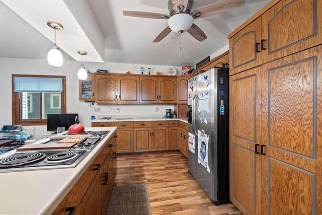 1020 DOUSMAN STREET, Green Bay, WI 54303