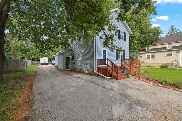 1020 DOUSMAN STREET, Green Bay, WI 54303