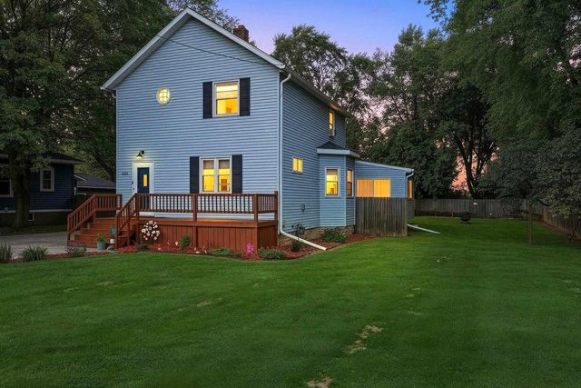 1020 DOUSMAN STREET, Green Bay, WI 54303