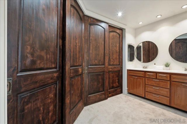 1760 Woodbine Pl, Oceanside, CA 92054