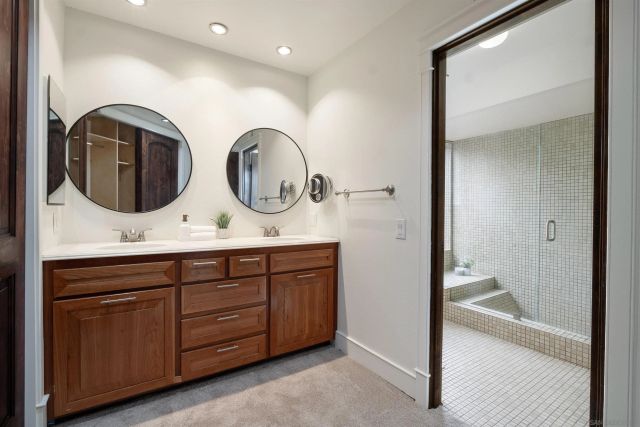 1760 Woodbine Pl, Oceanside, CA 92054