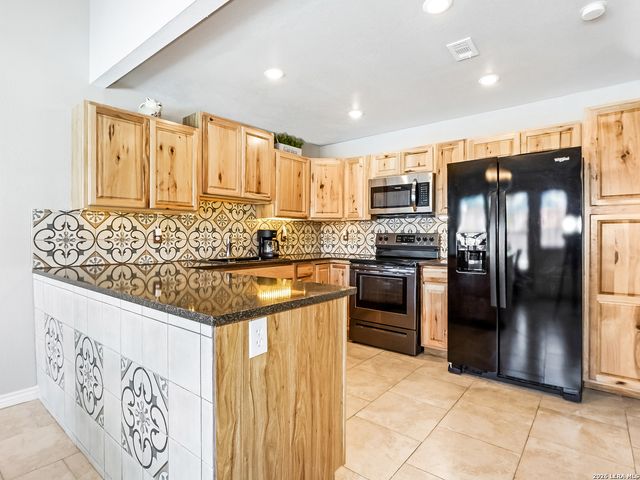 6119 Woodmoor St, San Antonio, TX 78249