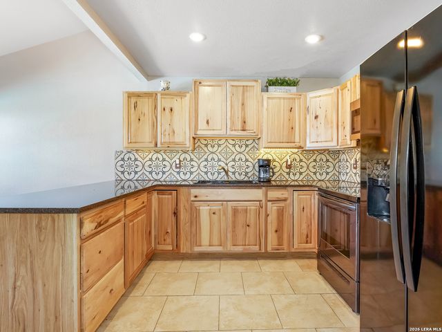 6119 Woodmoor St, San Antonio, TX 78249