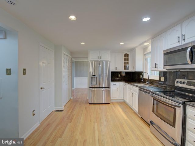 3260 BETHEL CHURCH DR, Woodbridge, VA 22192