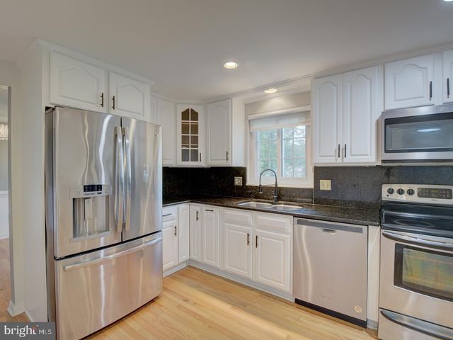 3260 BETHEL CHURCH DR, Woodbridge, VA 22192