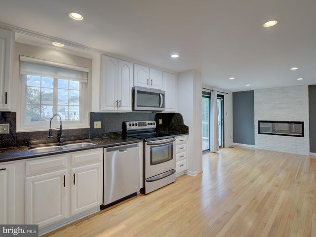 3260 BETHEL CHURCH DR, Woodbridge, VA 22192