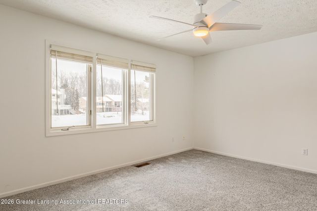 5259 Golden Circle, East Lansing, MI 48823