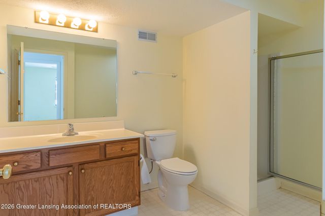 5259 Golden Circle, East Lansing, MI 48823