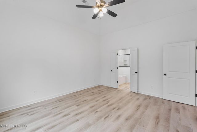 13878 Molly Madeline Lane, Olive Branch, MS 38654