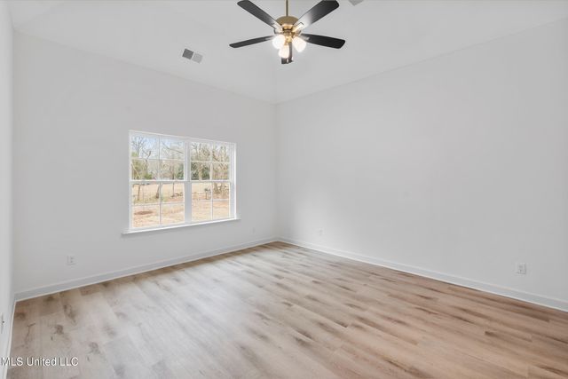 13878 Molly Madeline Lane, Olive Branch, MS 38654