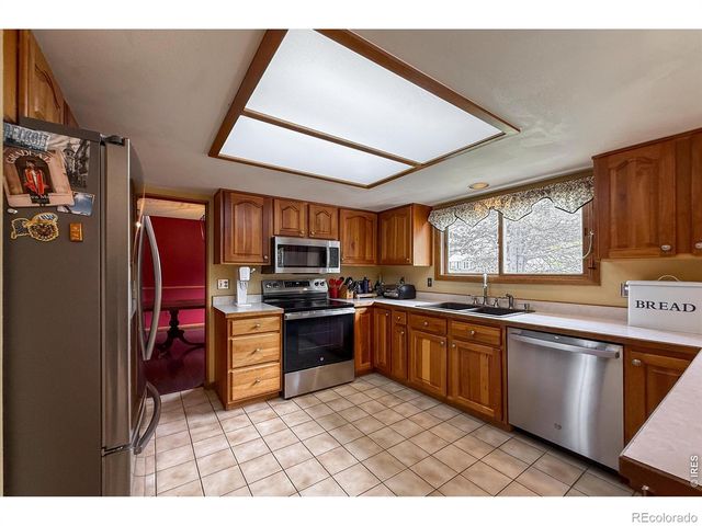 2288 Spinnaker Circle, Longmont, CO 80503