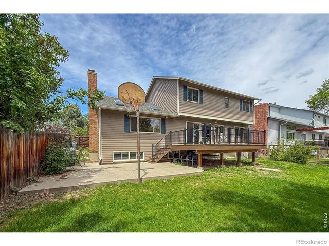 2288 Spinnaker Circle, Longmont, CO 80503