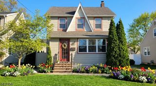 75 Chestnut Ave, Rochelle Park Twp., NJ 07662