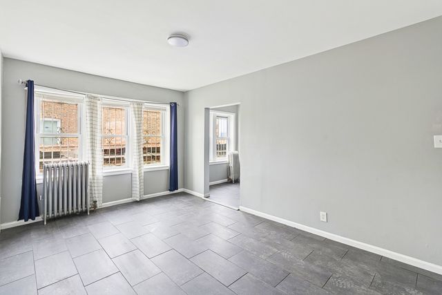 6228 S Western Avenue 203, Chicago, IL 60636