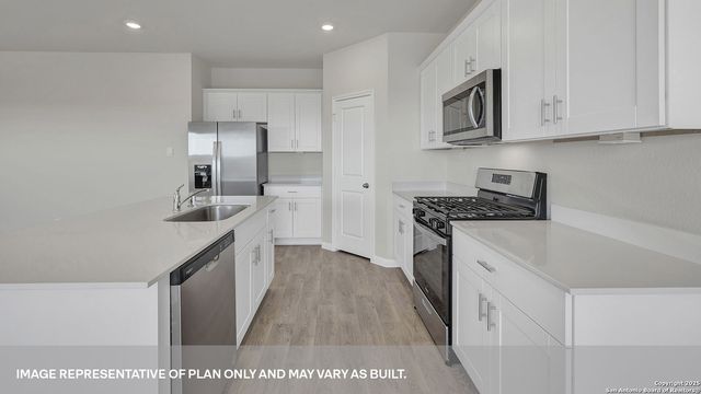 216 RAYMONDVILLE PATH, San Marcos, TX 78666