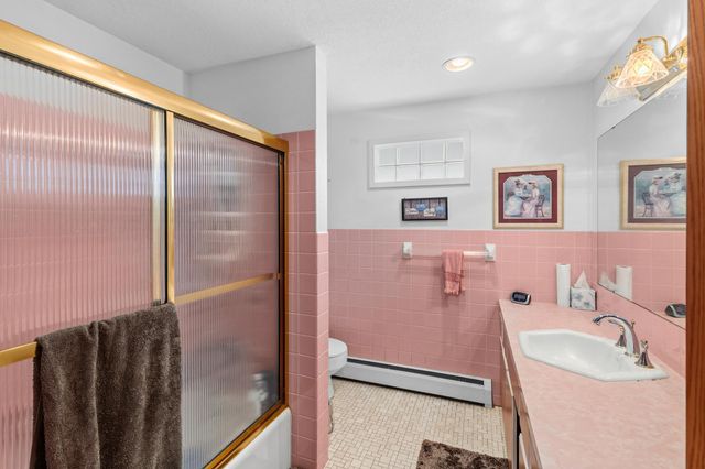 5708 141st Street N, Hugo, MN 55038