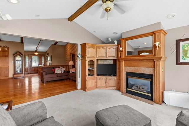 5708 141st Street N, Hugo, MN 55038