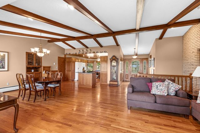 5708 141st Street N, Hugo, MN 55038