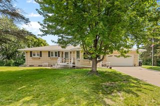 5708 141st Street N, Hugo, MN 55038