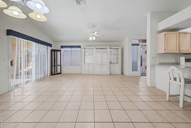 14012 W FIRE MESA Trail, Surprise, AZ 85374