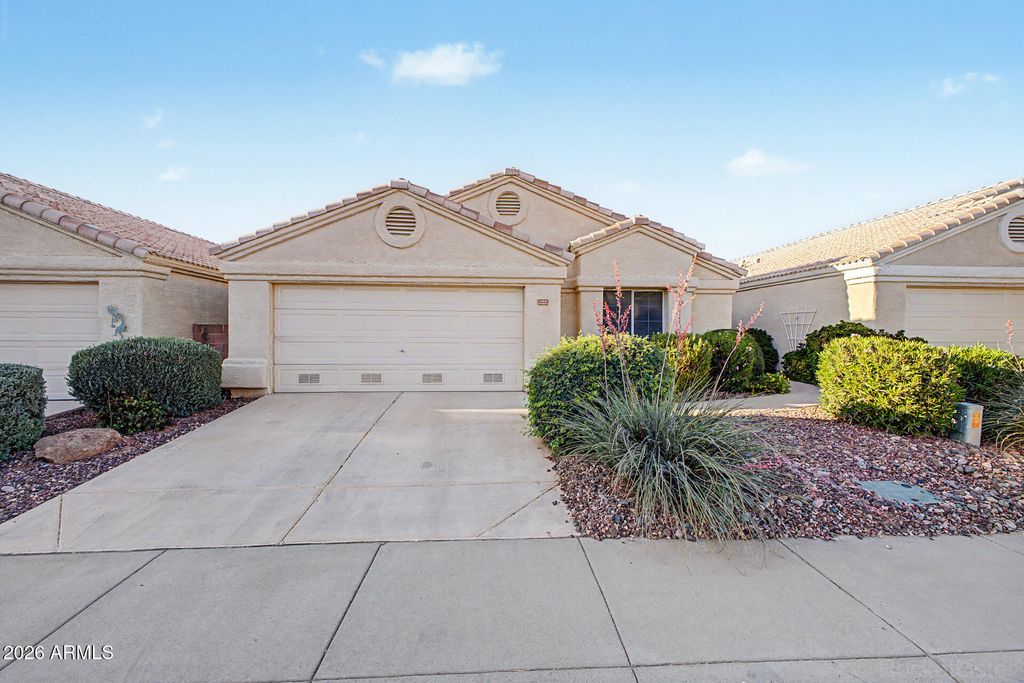 14012 W FIRE MESA Trail, Surprise, AZ 85374 — photo 2