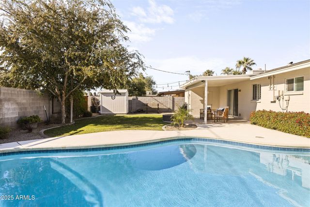 6719 E 2nd Street, Scottsdale, AZ 85251