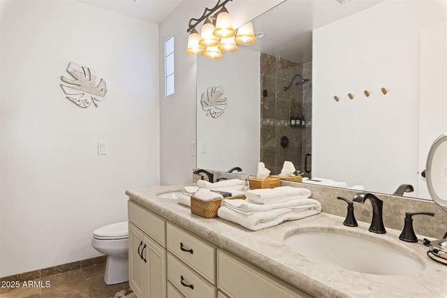 6719 E 2nd Street, Scottsdale, AZ 85251