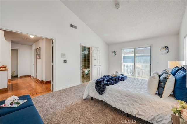 3304 Lewis, Signal Hill, CA 90755