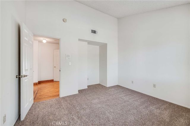 3304 Lewis, Signal Hill, CA 90755