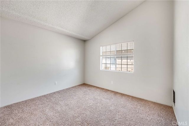 3304 Lewis, Signal Hill, CA 90755