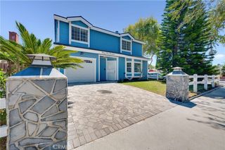 3304 Lewis, Signal Hill, CA 90755