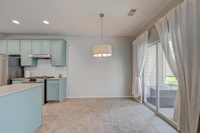 13600 Breton Ridge Street 32C, Houston, TX 77070