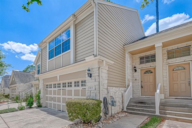 13600 Breton Ridge Street 32C, Houston, TX 77070