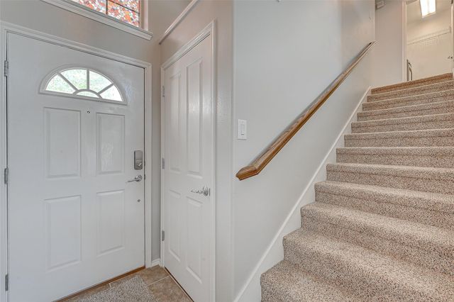 13600 Breton Ridge Street 32C, Houston, TX 77070
