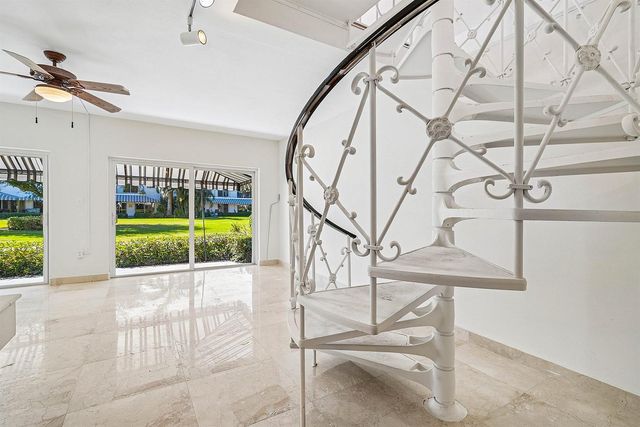 2000 S Ocean Boulevard Y1, Delray Beach, FL 33483