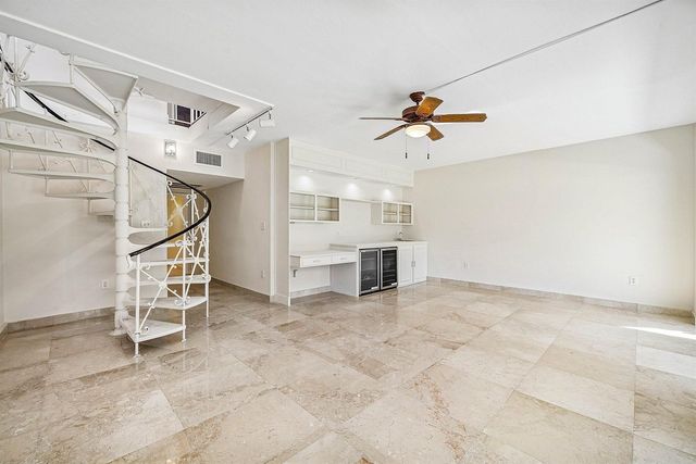 2000 S Ocean Boulevard Y1, Delray Beach, FL 33483