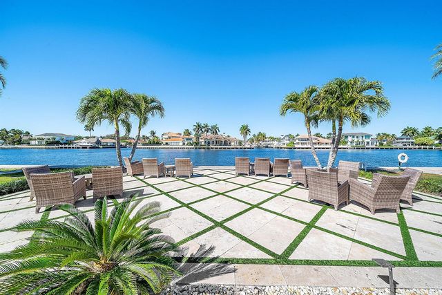 2000 S Ocean Boulevard Y1, Delray Beach, FL 33483