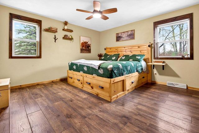 W3903 ADOLPH ROAD, Seymour, WI 54165